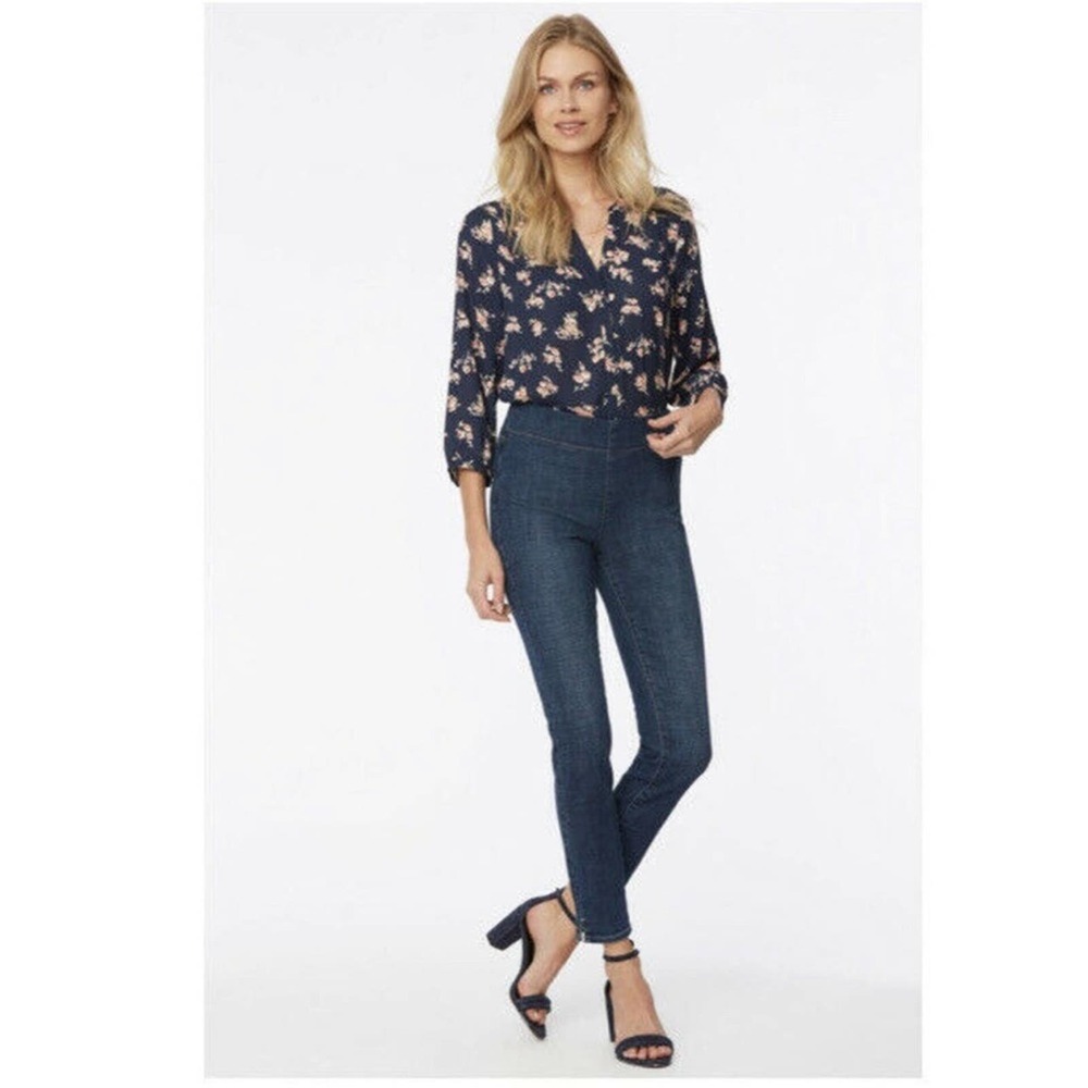 NYDJ Pull-On Skinny Ankle Jeans in Clean Marcel - Picture 2 of 14